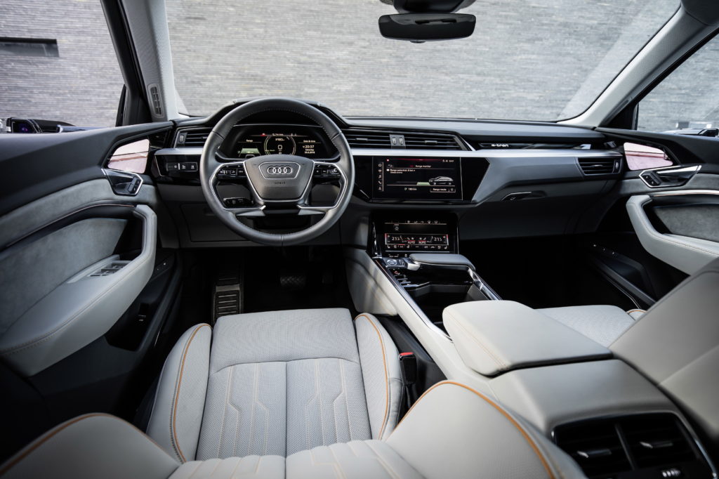 L'Audi e-tron se dote de rétroviseurs numériques - Sciences et Avenir