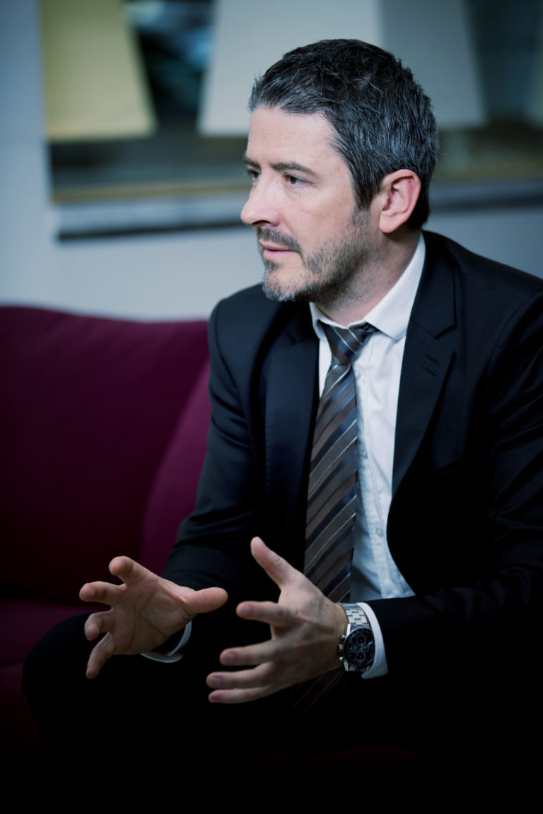 Interview de Gilles Vidal directeur du design Peugeot. FRENCH/ENGLISH