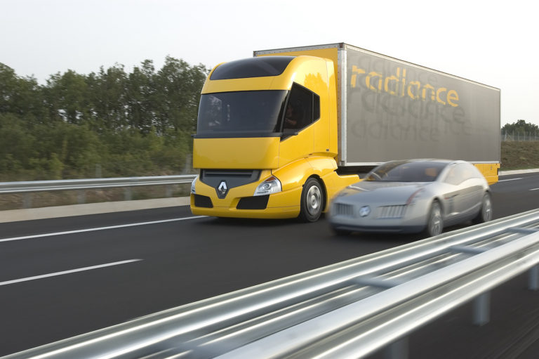 2004-2024 : les 20 ans du Renault Radiance, gros porteur de rêves