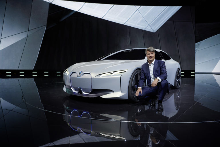 La BMW i4 produite dès 2021 !