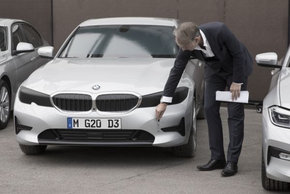 BMW Série 3 : la voilà !