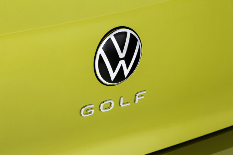 ENGLISH – Interview Karlheinz Hell: “Golf’R’ from 2020”