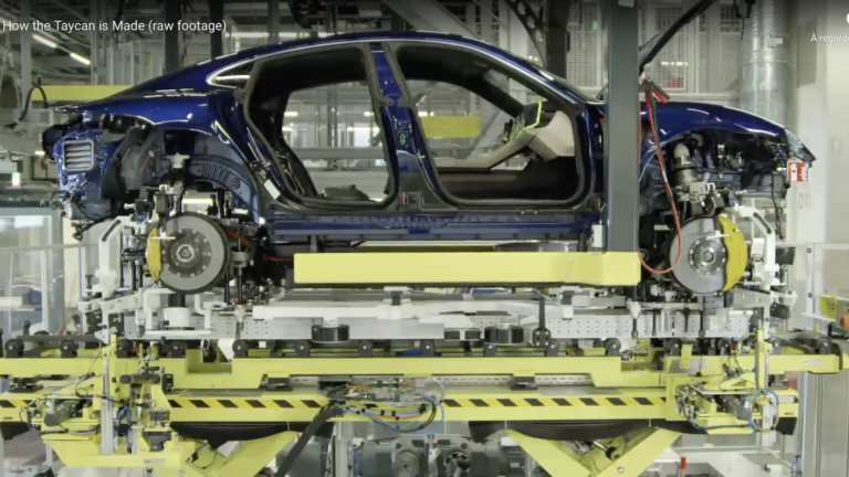 VIDEO : voici comment Porsche produit sa Taycan 100% électrique