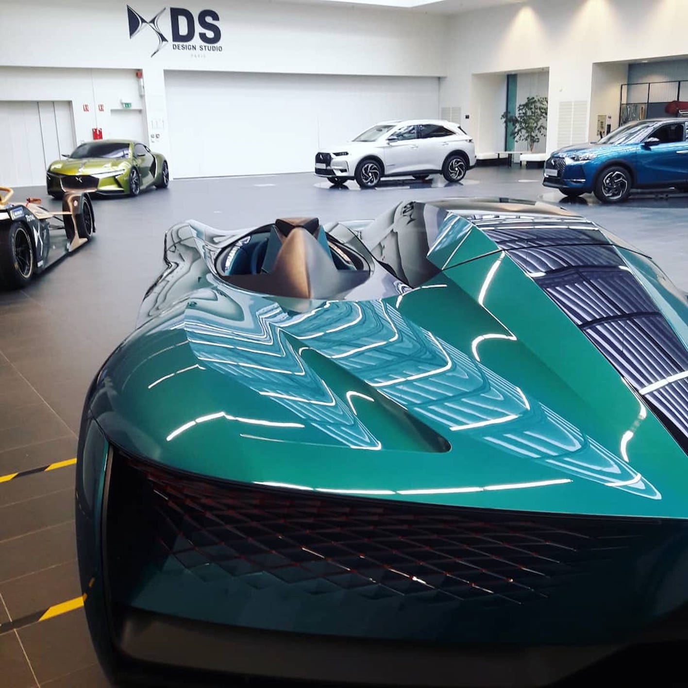 Design Cars Paris – Transportation Design training – RRRM
